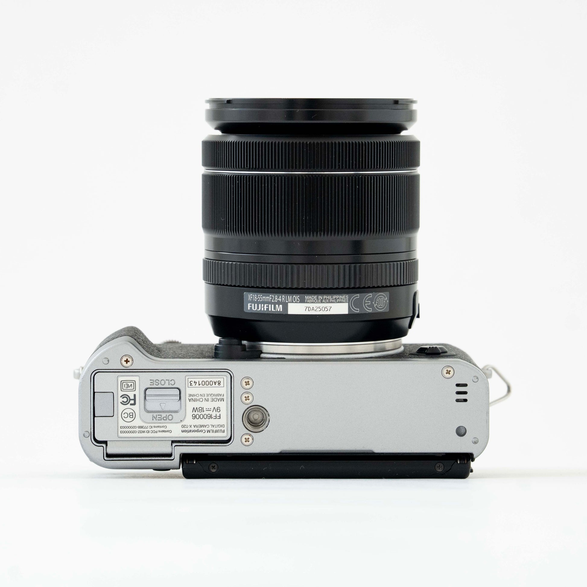 [N Mint] FUJIFILM X-T20 Silver SC:7,800 + XF 18-55mm + XC 50-230mm