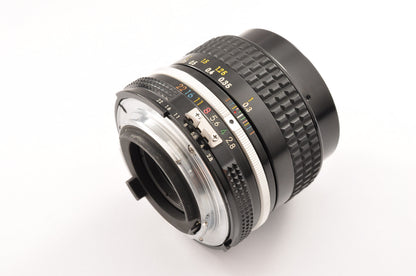 [Exc+5] Nikon Ai NIKKOR 35mm f/2.8 MF Lens