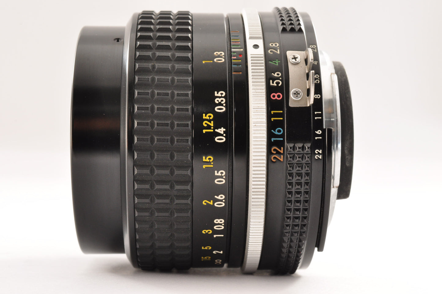 [Exc+5] Nikon Ai NIKKOR 35mm f/2.8 MF Lens