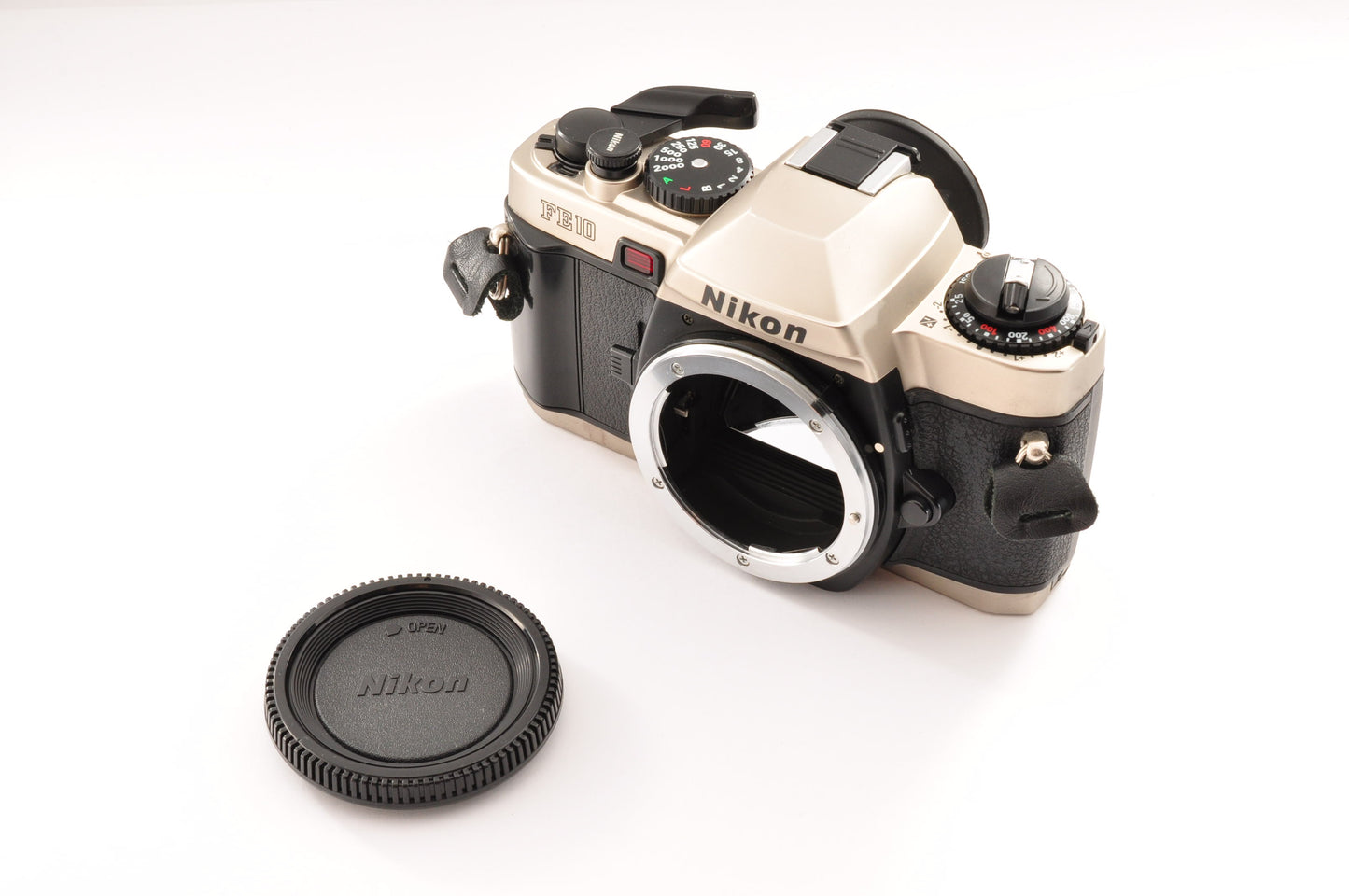 [Exc+5] Nikon FE10 35mm SLR Film Camera Body