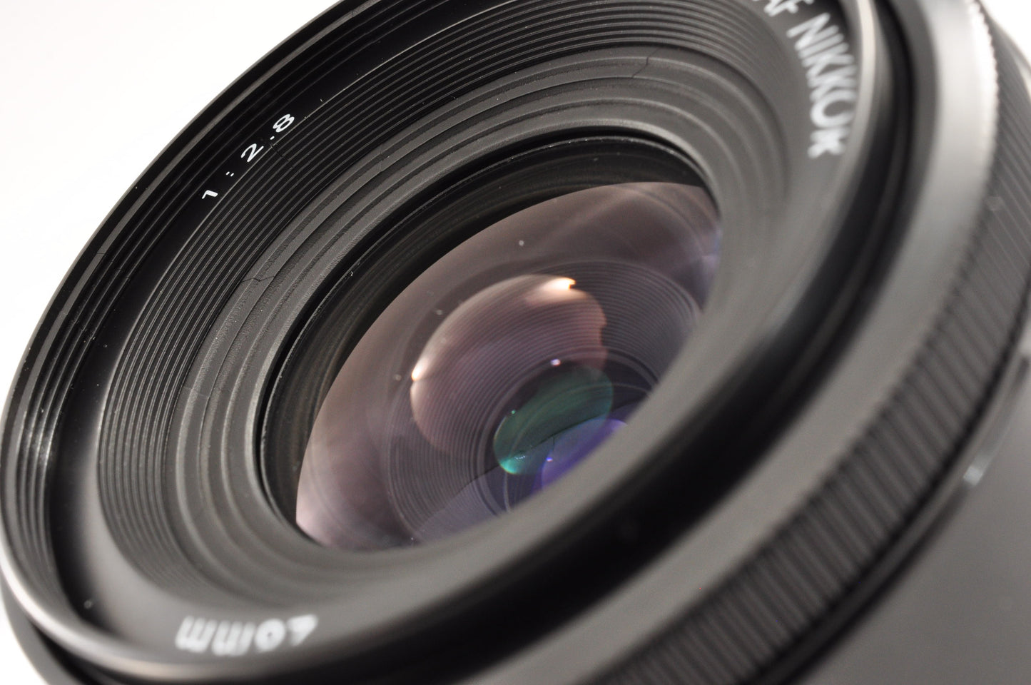 [Exc+4] Nikon AF NIKKOR 28mm f/2.8 Lens