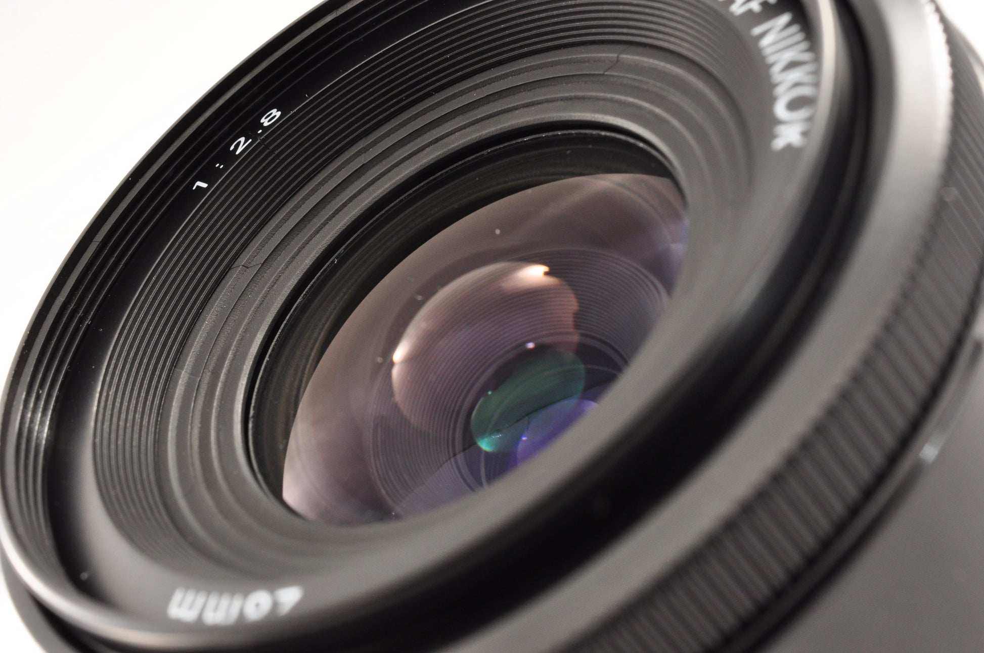 [Exc+4] Nikon AF NIKKOR 28mm f/2.8 Lens