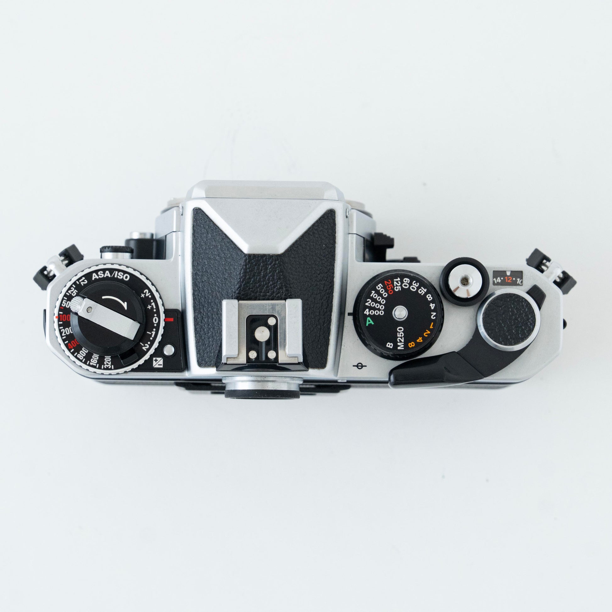 [Exc+5] Nikon FE2 Silver 35mm SLR Film Camera