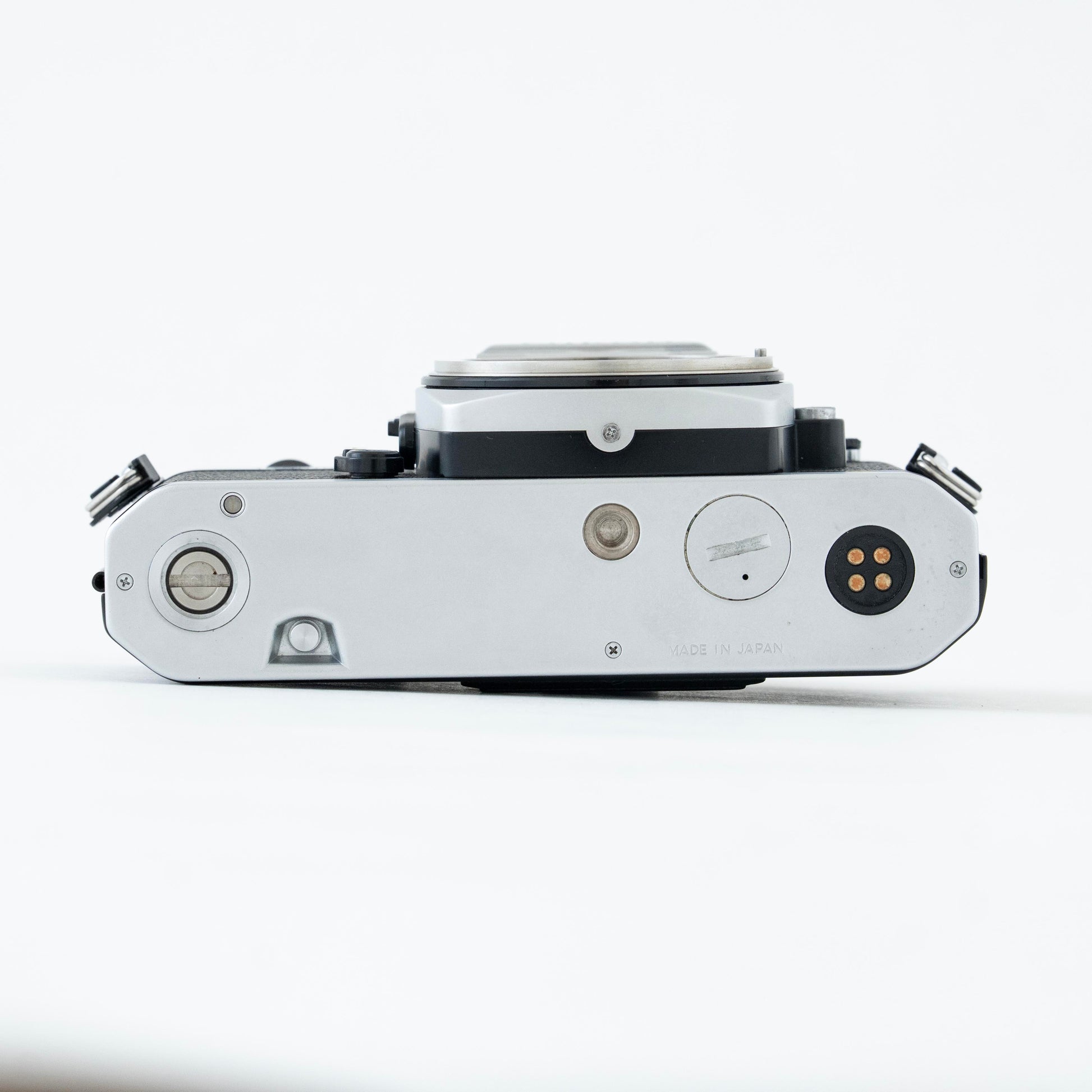 [Exc+5] Nikon FE2 Silver 35mm SLR Film Camera