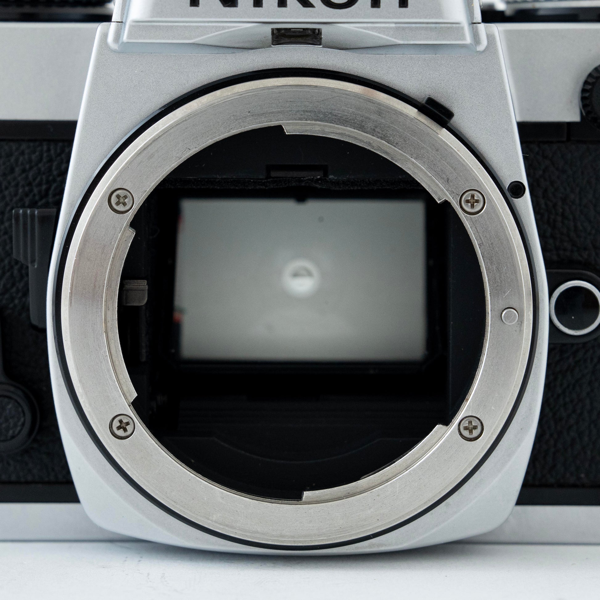 [Exc+5] Nikon FE2 Silver 35mm SLR Film Camera