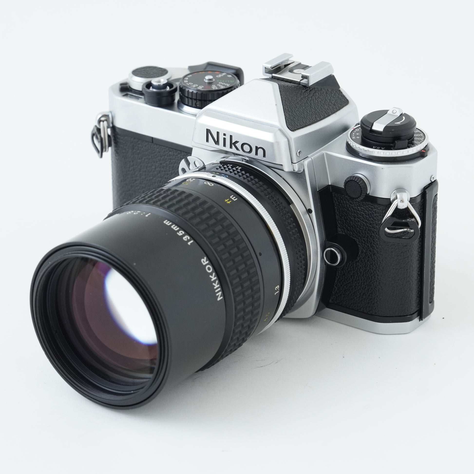[Exc+5] Nikon FE Silver 35mm SLR Film Camera + Ai NIKKOR 135mm f/2.8
