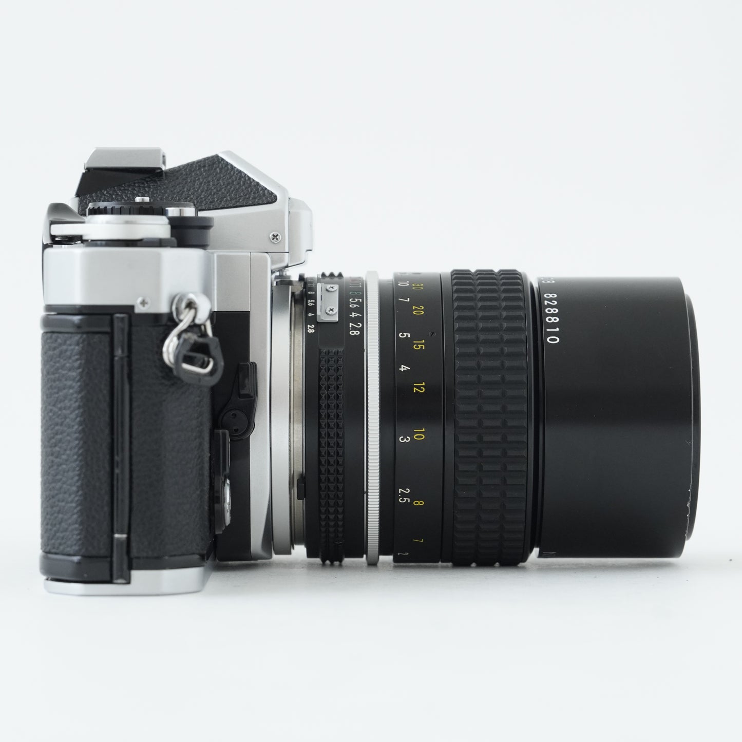 [Exc+5] Nikon FE Silver 35mm SLR Film Camera + Ai NIKKOR 135mm f/2.8