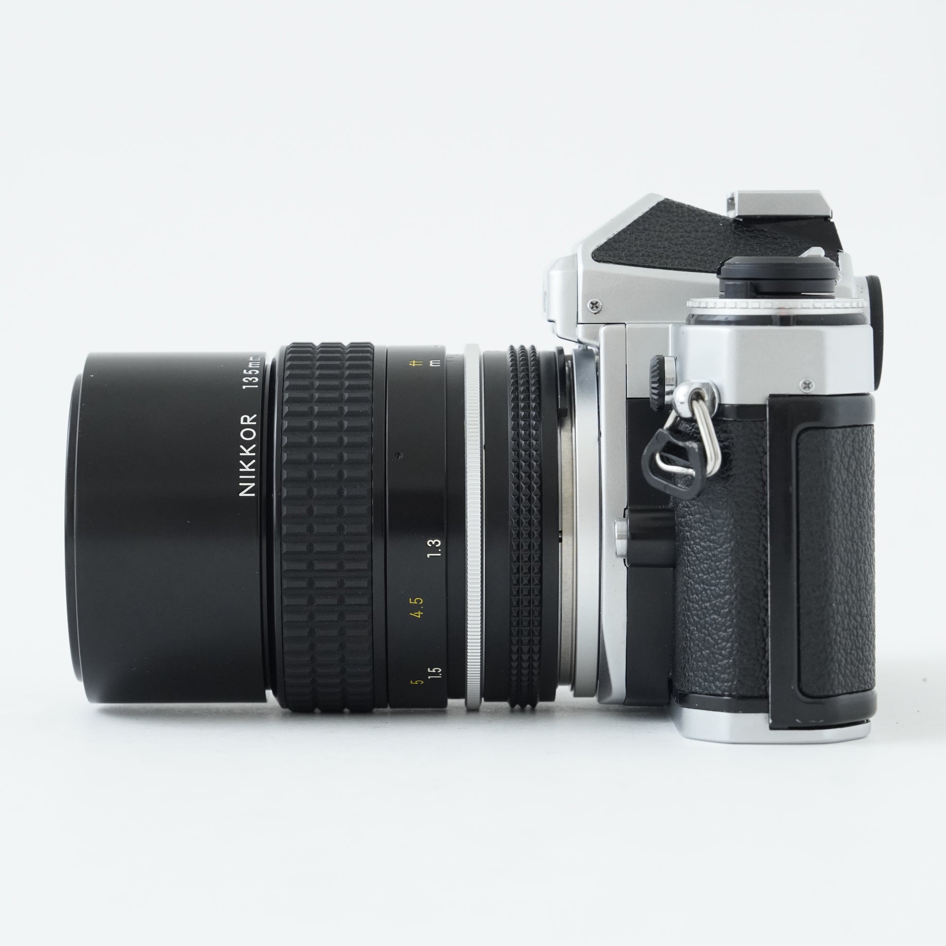 [Exc+5] Nikon FE Silver 35mm SLR Film Camera + Ai NIKKOR 135mm f/2.8