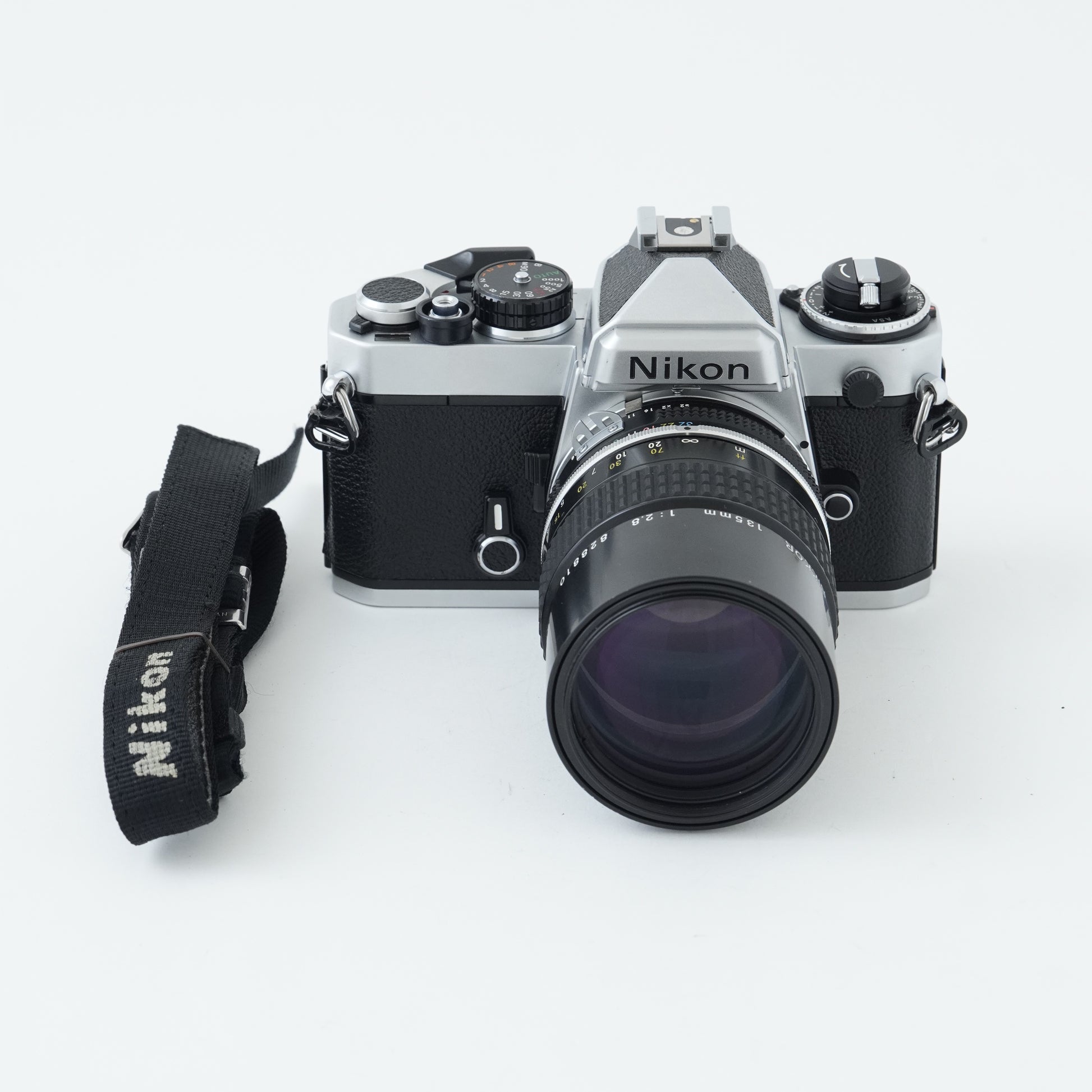 [Exc+5] Nikon FE Silver 35mm SLR Film Camera + Ai NIKKOR 135mm f/2.8