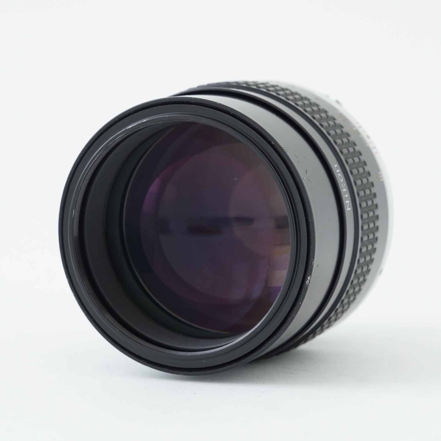 [Exc+5] Nikon Ai-S NIKKOR 105mm f/1.8 Telephoto Lens
