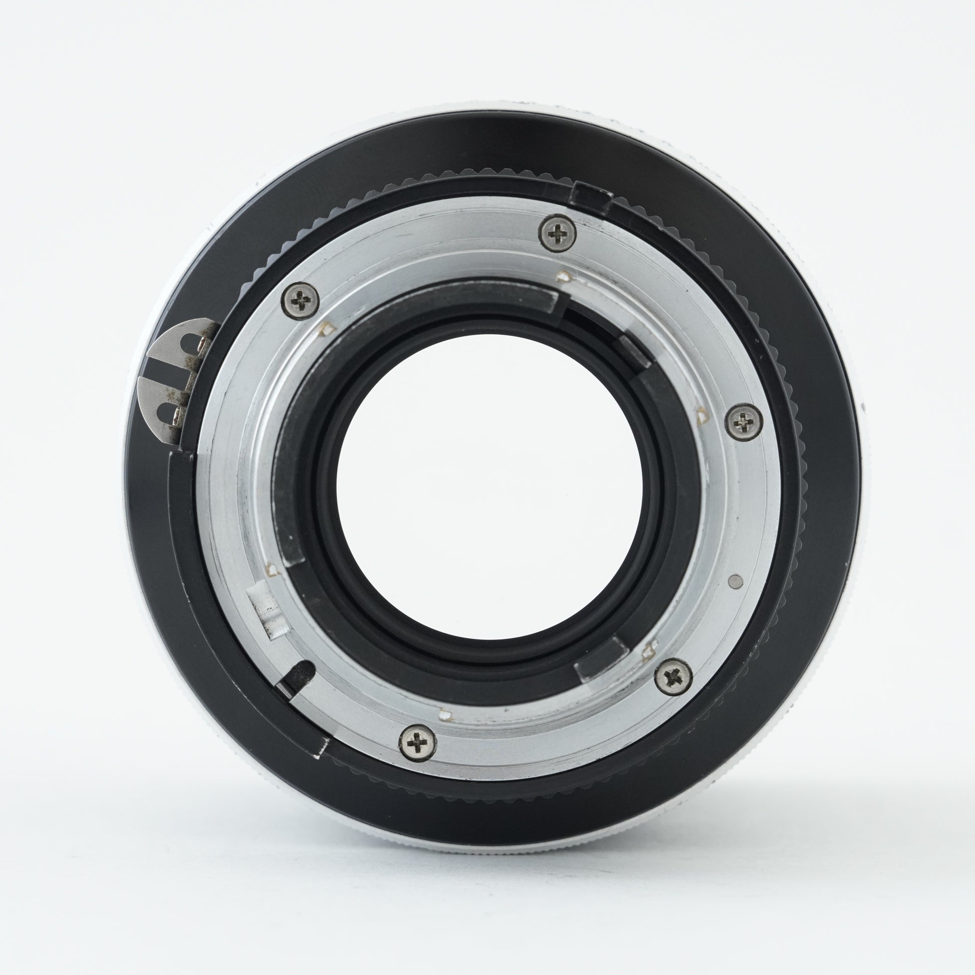 [Exc+5] Nikon Ai-S NIKKOR 105mm f/1.8 Telephoto Lens