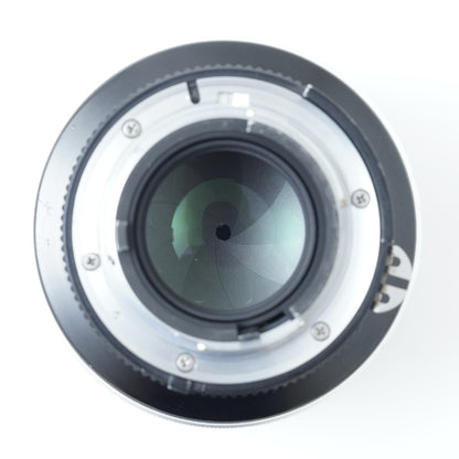[Exc+5] Nikon Ai-S NIKKOR 105mm f/1.8 Telephoto Lens