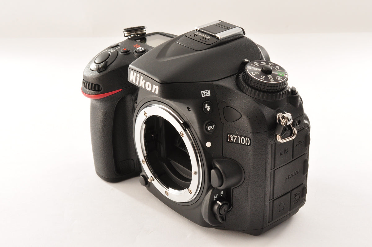[Mint] Nikon D7100 AF-S DX NIKKOR 16-85mm f3.5-5.6G ED VR Kit SC:20