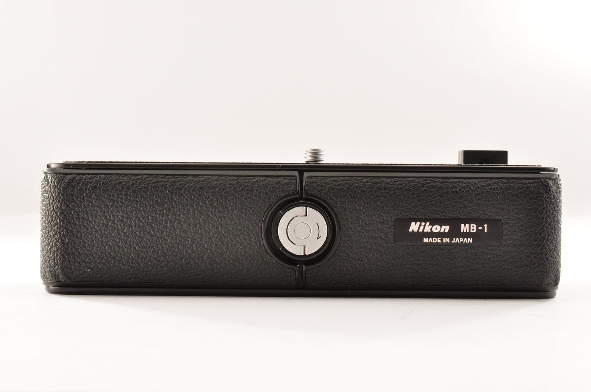 [Exc+5] Nikon MB-1 Battery Pack + MS-1 Battery Holders for F2 MD-1 MD-2