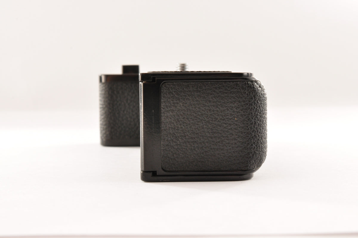 [Exc+5] Nikon MB-1 Battery Pack + MS-1 Battery Holders for F2 MD-1 MD-2