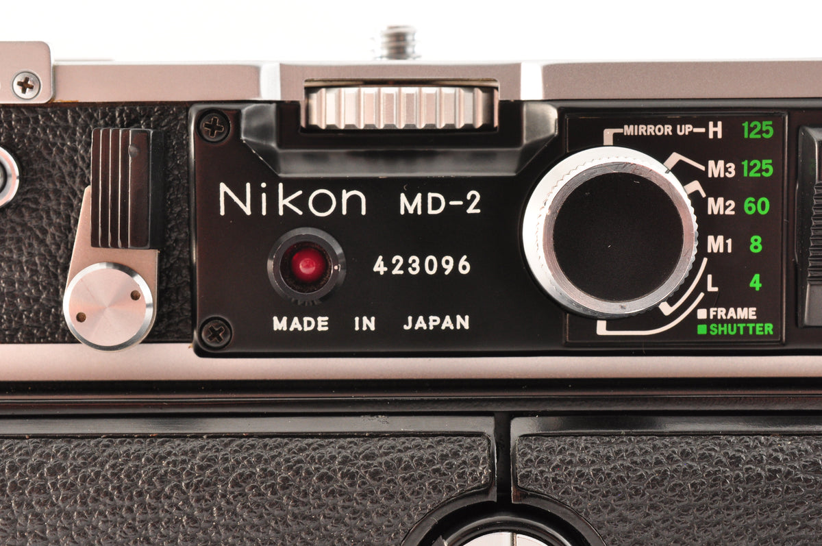 [Exc+5] Nikon MD-2 Motor Drive + MB-1 Battery Pack for F2