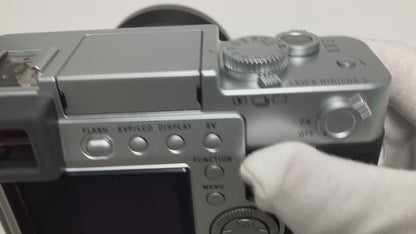 [Exc+4] Leica Digilux 2 5.0MP Digital Camera Silver #7826